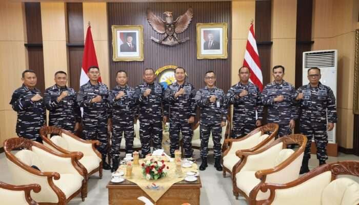 Jalin Silaturahmi, Pangkoarmada II dan Pangkolinlamil Pererat Persaudaraan Antar Komando