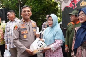 Sambut Natal, Mawar Sharon Gandeng Pemkab dan Polresta Sidoarjo Bagikan Bantuan Masyarakat